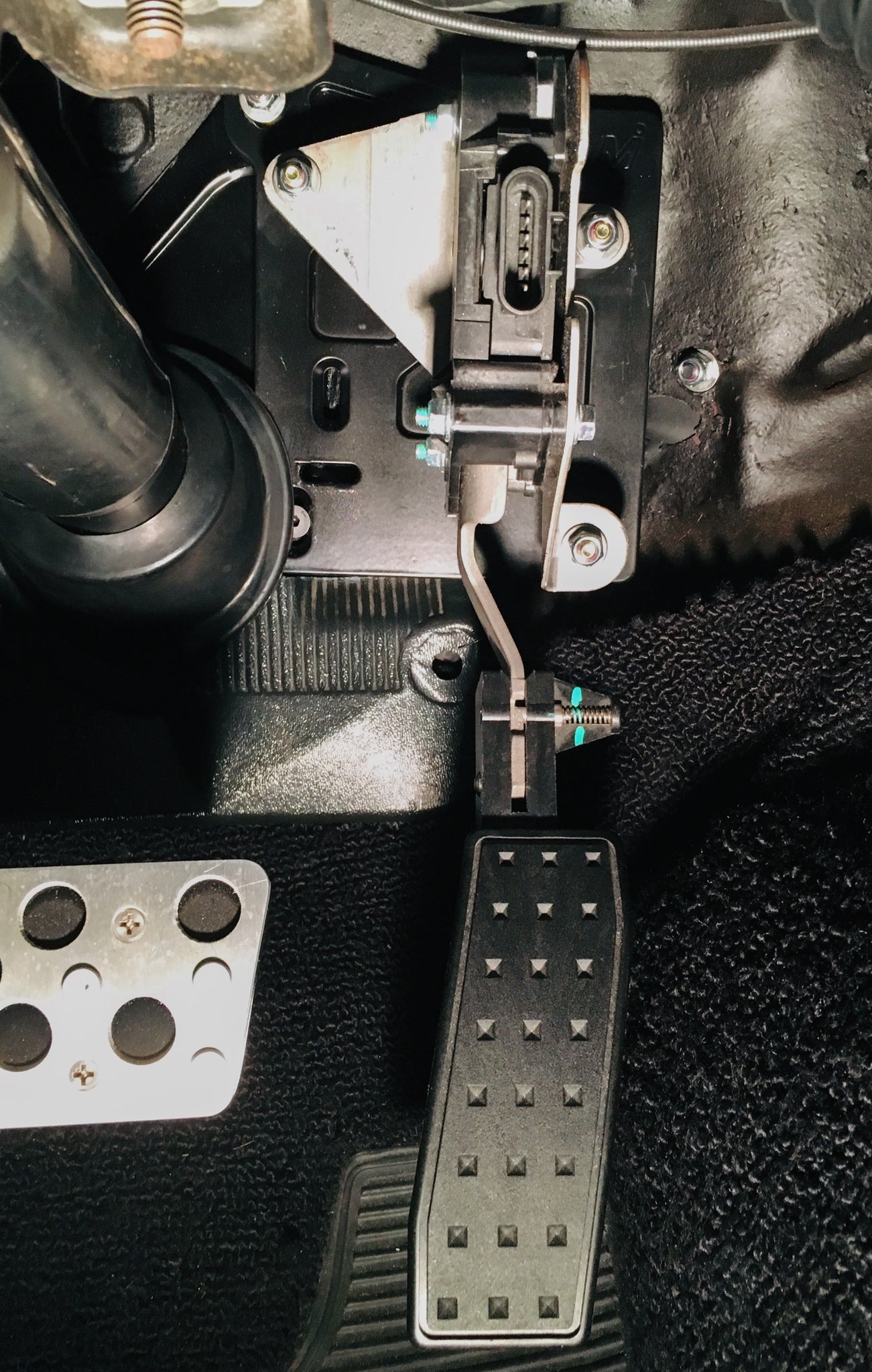 gas pedal spacer CTS (GMPP) Pedal Spacer Kit for DBWP 6769 – Modo Innovations